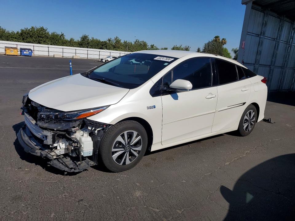 2018 Toyota Prius prime VIN JTDKARFP1J3078558 — COPART salvage auction photo