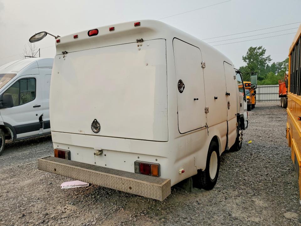 2002 Isuzu Npr VIN JALC4B14727012881 COPART salvage auction — NORMAL WEAR, Ny - Certificate Of Title (P), sold $3,050 on 2026-07-28 (photo 3)