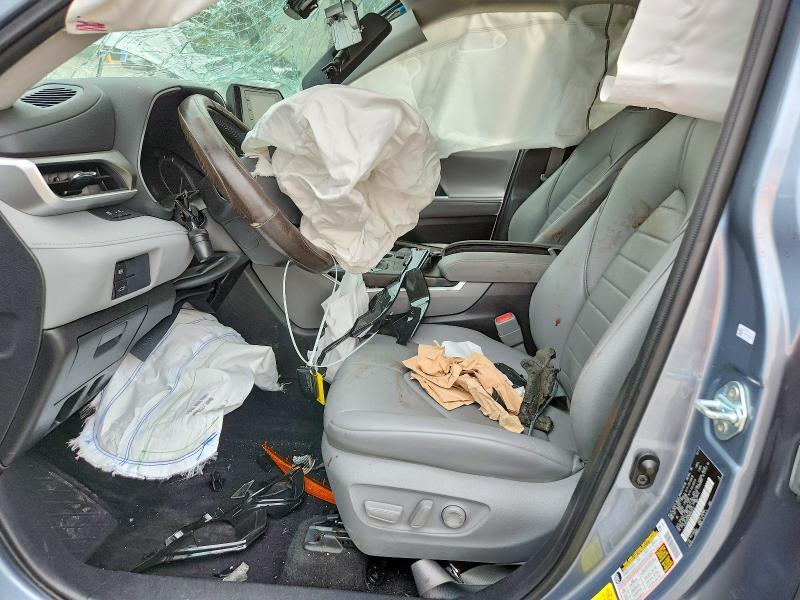 2021 Toyota Highlander VIN 5TDHZRAH3MS065431 COPART salvage auction — ALL OVER, Tn - Salvage Certificate, sold $175 on 2026-07-21 (photo 7)
