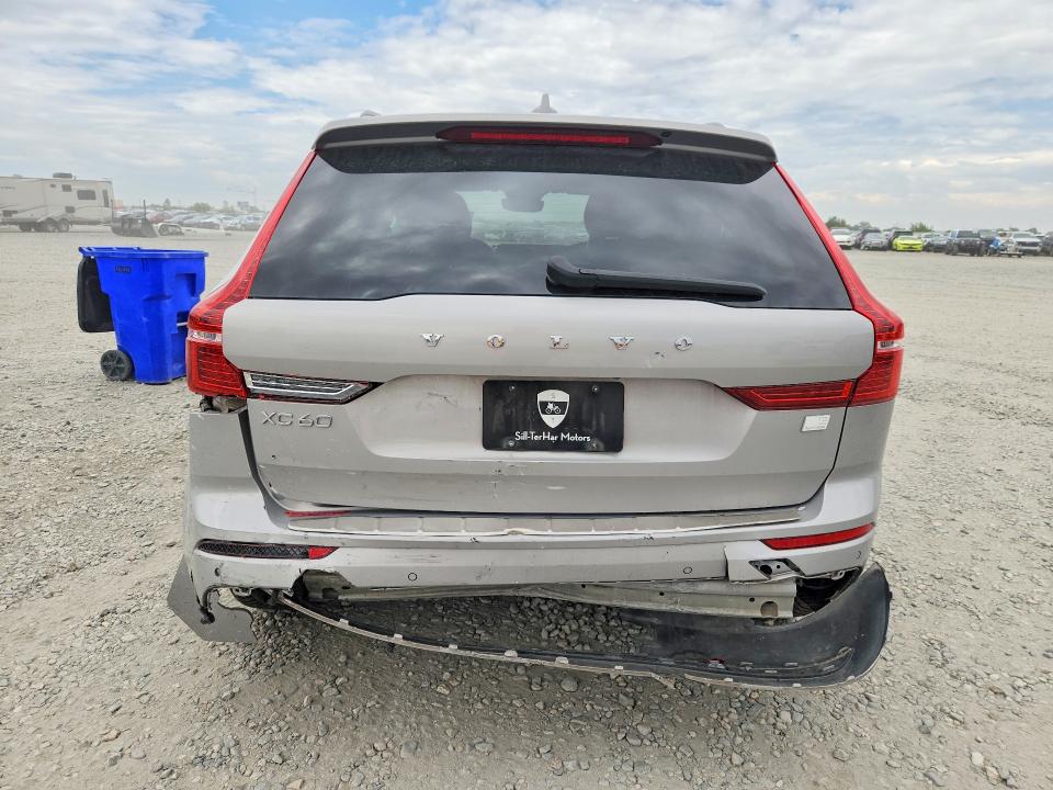 2023 Volvo Xc60 VIN YV4H60DN2P1210592 COPART salvage auction — REAR END, Co - Public - Salvage Title, sold $17,400 on 2026-08-18 (photo 6)