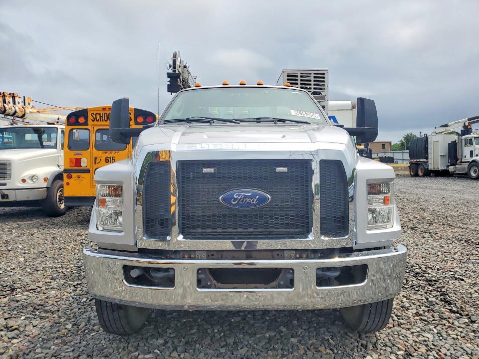 2019 Ford F-750 VIN 1FDXF7DE5KDF03770 COPART salvage auction — MINOR DENT/SCRATCHES, Nj - Certificate Of Title, sold $38,250 on 2026-07-16 (photo 5)