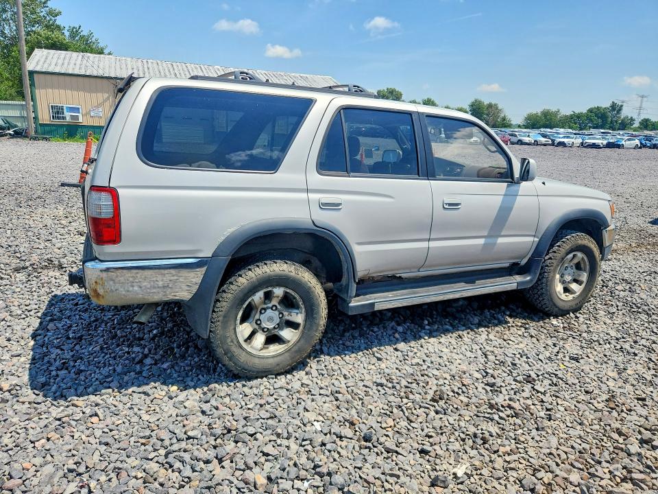 1998 Toyota 4runner VIN JT3HN86R4W0156175 COPART salvage auction — MINOR DENT/SCRATCHES, IL - CERTIFICATE OF TITLE, sold $175 on 2026-07-27 (photo 3)