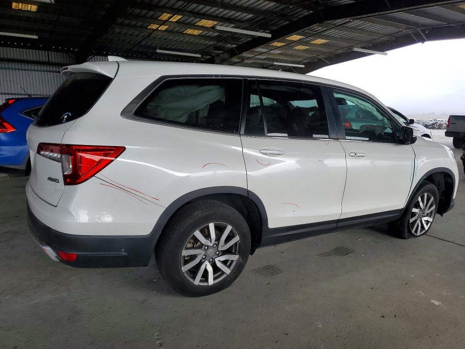 2021 Honda Pilot VIN 5FNYF6H58MB076965 COPART salvage auction — FRONT END, CA - SALVAGE CERTIFICATE, sold $10,100 on 2026-07-23 (photo 3)