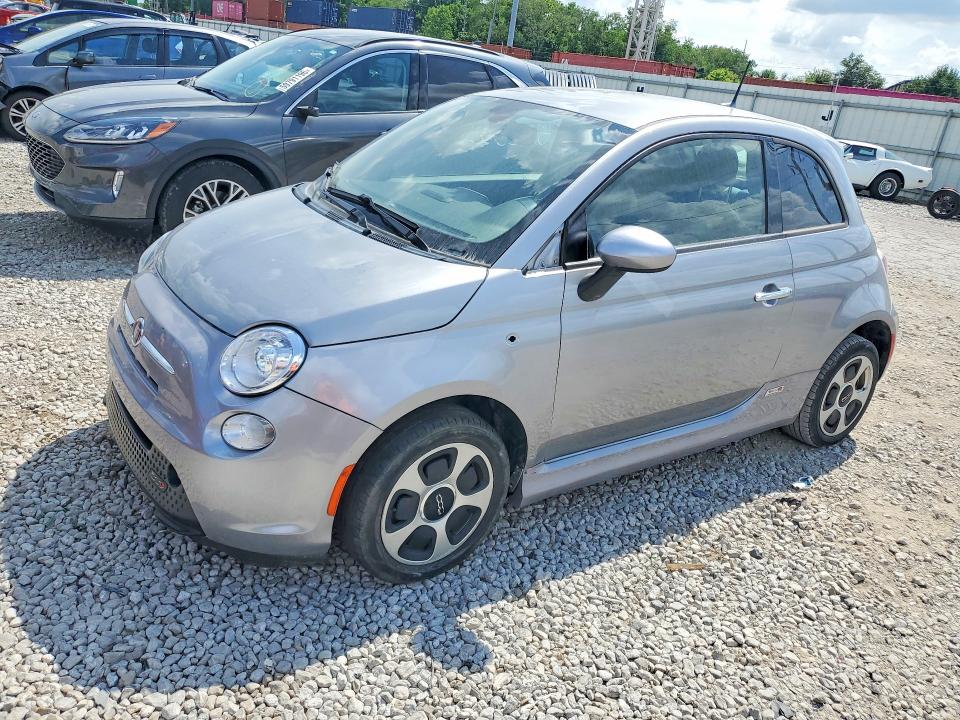 2017 Fiat 500 VIN 3C3CFFGE4HT565600 COPART salvage auction — MINOR DENT/SCRATCHES, OH - CERTIFICATE OF TITLE, sold $1,550 on 2026-07-17 (photo 1)