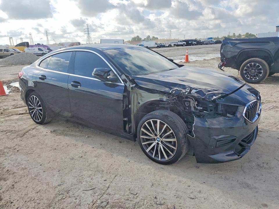 2024 BMW 2er VIN WBA53AK02R7N72480 COPART salvage auction — FRONT END, TX - SALVAGE VEHICLE TITLE, sold $9,800 on 2026-07-31 (photo 4)