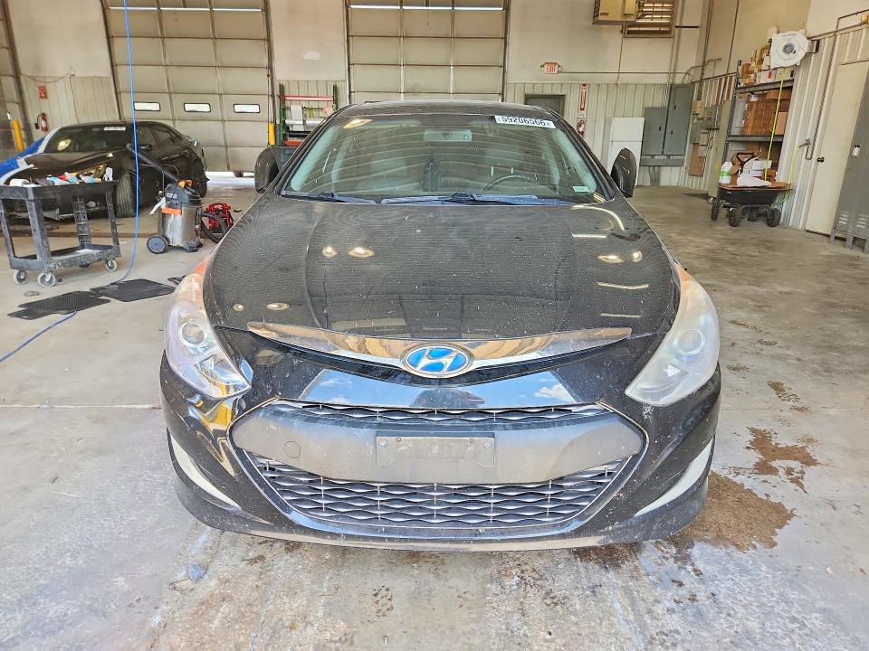 2012 Hyundai Sonata VIN KMHEC4A43CA048298 COPART salvage auction — MINOR DENT/SCRATCHES, Mo - Certificate Of Title, sold $900 on 2026-07-07 (photo 5)