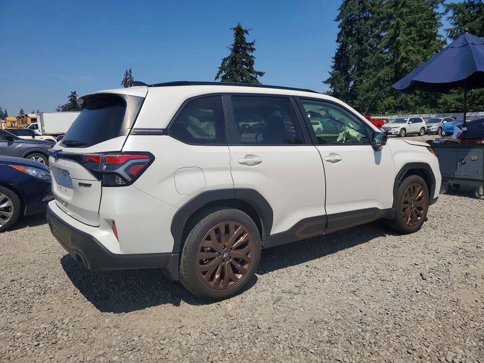 2025 Subaru Forester VIN JF2SLDHC4SH432005 COPART salvage auction — FRONT END, WA - BILL OF SALE, sold $9,000 on 2026-07-31 (photo 3)