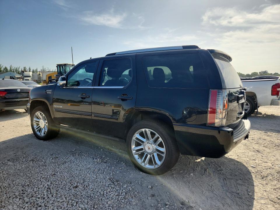 2013 Cadillac Escalade VIN 1GYS3CEF8DR137844 COPART salvage auction — MECHANICAL, Fl - Certificate Of Title, sold $1,700 on 2026-07-28 (photo 2)