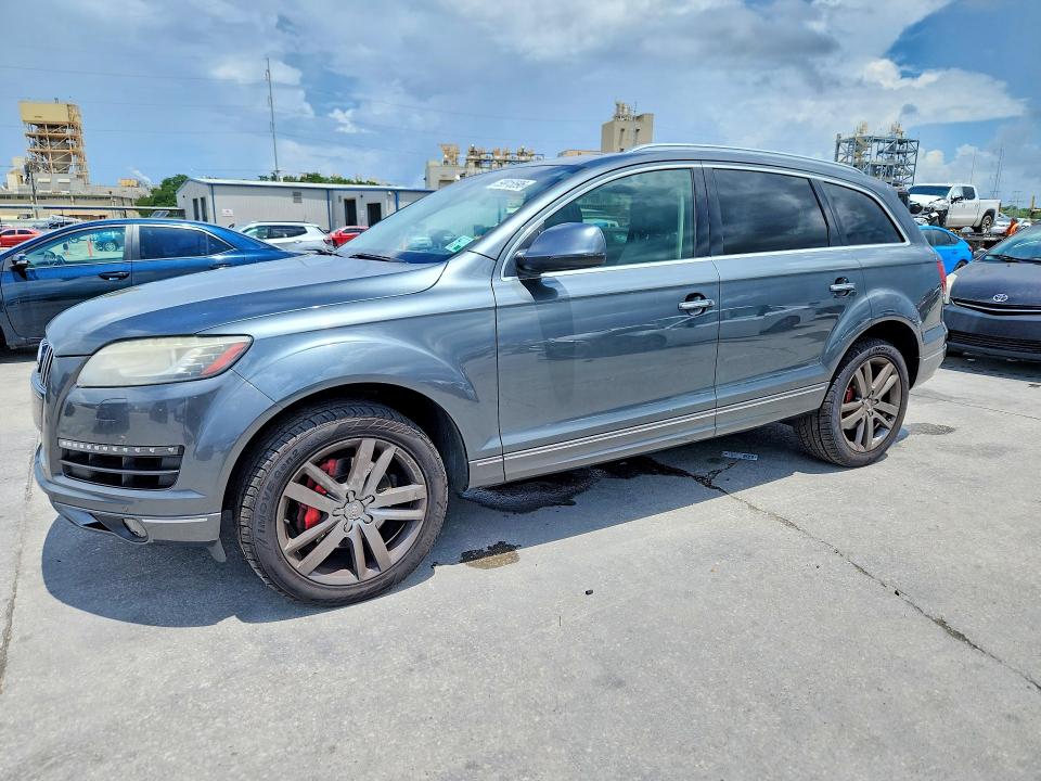 2015 Audi Q7 VIN WA1LGAFE5FD008382 COPART salvage auction — MINOR DENT/SCRATCHES, LA - CERTIFICATE OF TITLE, sold $2,000 on 2026-07-29 (photo 1)