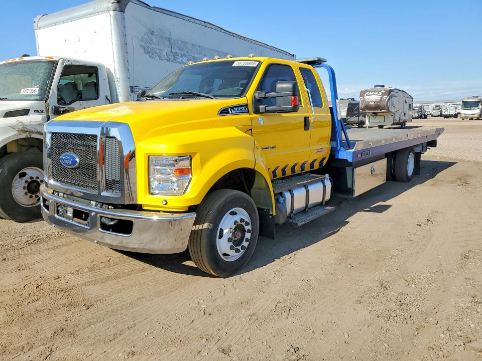 2021 Ford F650-f750 VIN 1FDWX6DC2MDF04525 COPART salvage auction — MINOR DENT/SCRATCHES, Az - Certificate Of Title (P), sold $36,000 on 2026-07-29 (photo 1)