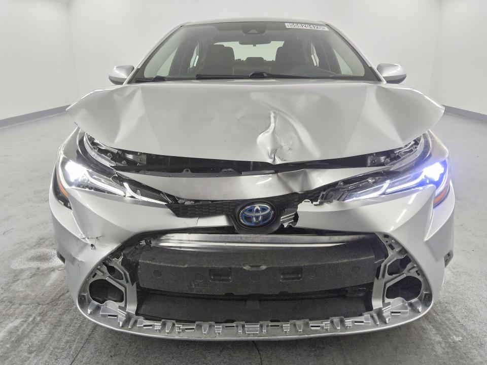 2022 Toyota Corolla VIN JTDEAMDE2NJ044521 COPART salvage auction — FRONT END, CA - DIS/DLR/EXP ONLY CLEAN TITLE, sold $7,200 on 2026-07-21 (photo 5)