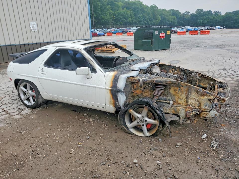 1987 Porsche 928 VIN WP0JB0929HS862233 COPART salvage auction — ENGINE BURN, Pa - Certificate Of Salvage, sold $125 on 2026-08-17 (photo 4)