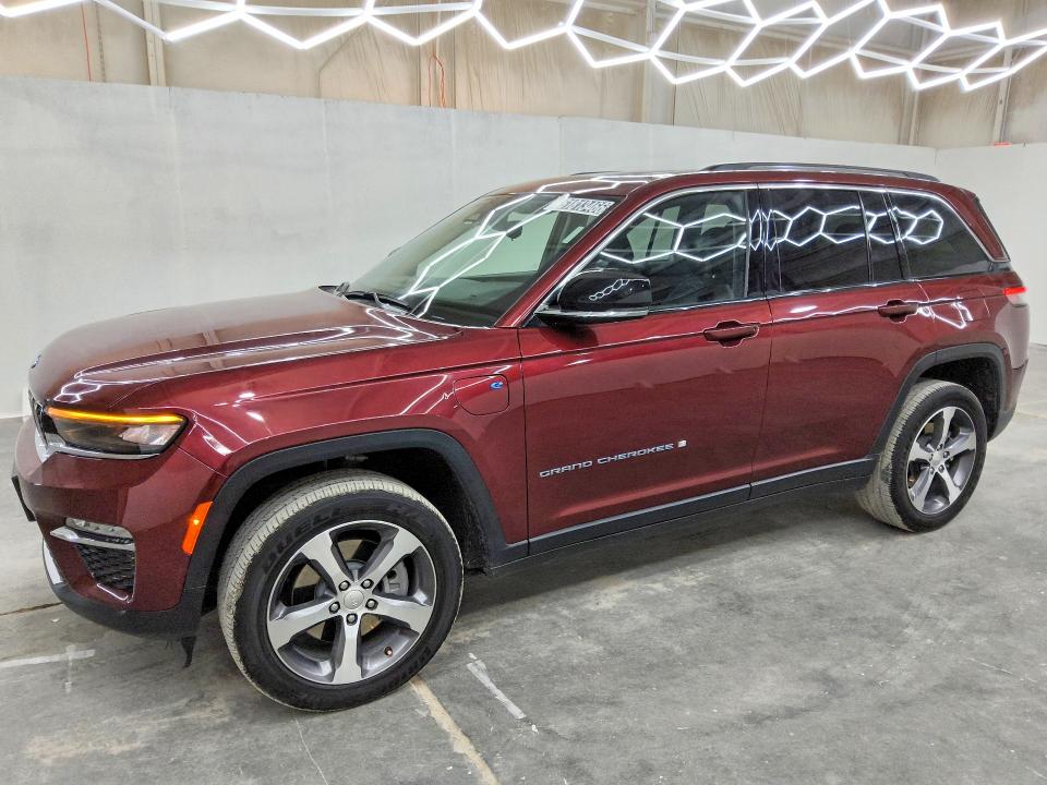 2023 Jeep Cherokee VIN 1C4RJYB63P8795044 — COPART salvage auction photo
