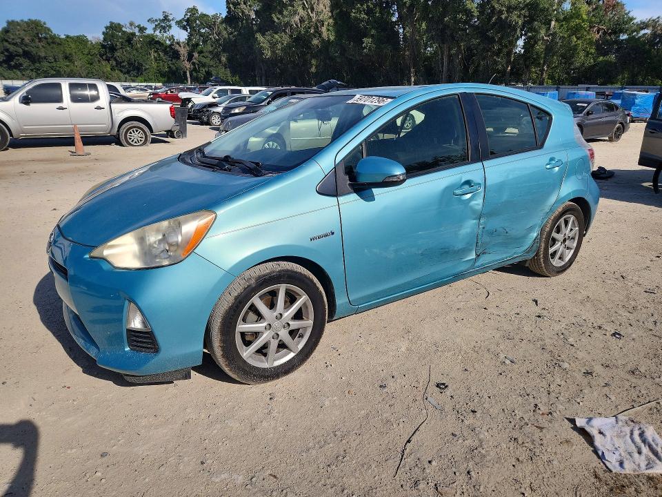 2013 Toyota Prius VIN JTDKDTB3XD1039474 COPART salvage auction — SIDE, Fl - Cert Of Title Slvg Rebuildable, sold $425 on 2026-07-21 (photo 1)