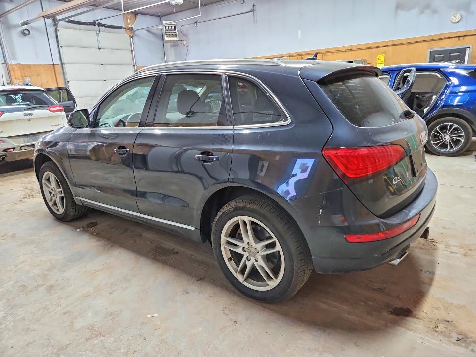 2014 Audi Q5 VIN WA1CMAFP3EA055999 COPART salvage auction — MINOR DENT/SCRATCHES, Me - Non Public Clean Title, sold $1,650 on 2026-07-15 (photo 2)