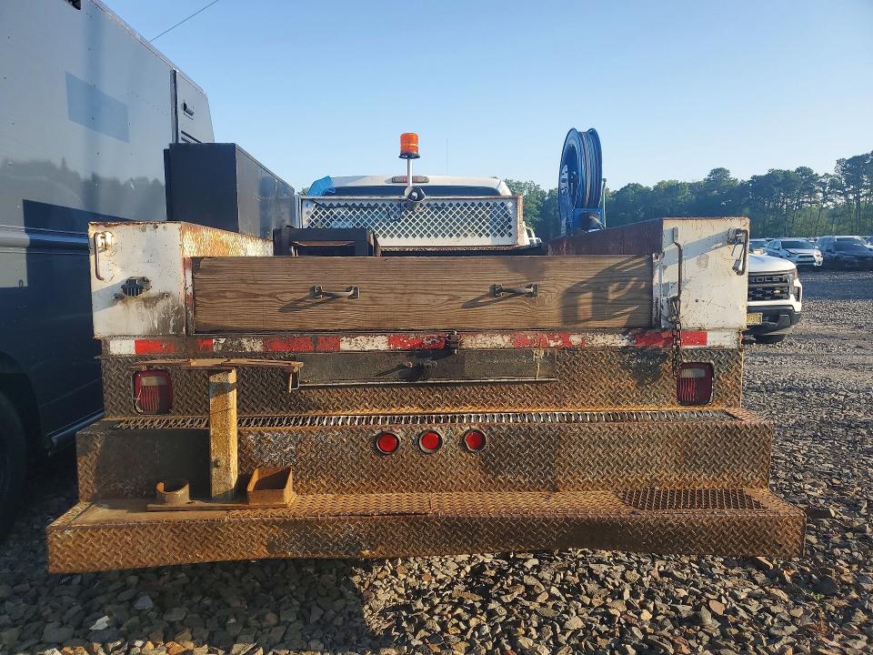 2009 Ford F-450 super duty VIN 1FDXW46R99EB28744 COPART salvage auction — MINOR DENT/SCRATCHES, NJ - CERTIFICATE OF TITLE, sold $150 on 2026-07-09 (photo 6)
