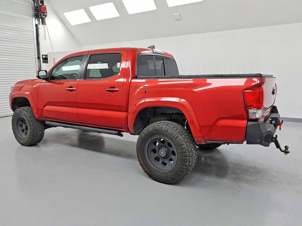 2016 Toyota Tacoma VIN 3TMAZ5CN5GM013963 COPART salvage auction — MINOR DENT/SCRATCHES, Tx - Certificate Of Title, sold $15,200 on 2026-07-30 (photo 2)