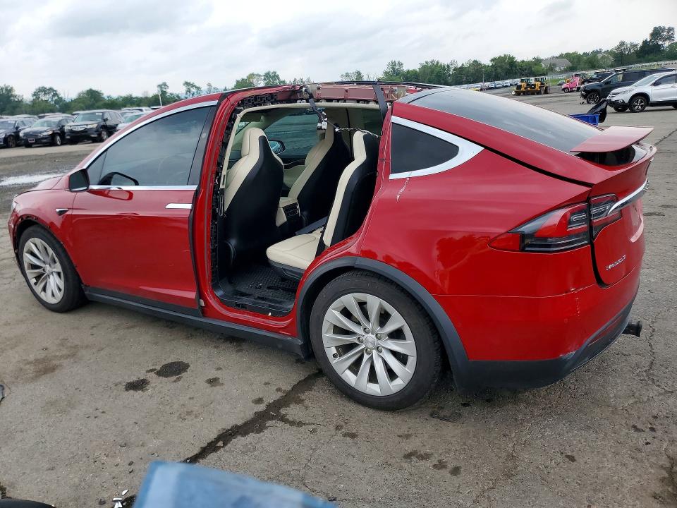 2017 Tesla Model x VIN 5YJXCAE2XHF075078 COPART salvage auction — SIDE, Pa - Certificate Of Salvage, sold $5,300 on 2026-09-10 (photo 2)