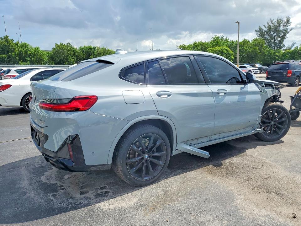 2025 BMW VIN 5UX33DT08S9Y15390 COPART salvage auction — FRONT END, Fl - Cert Of Title Slvg Rebuildable, sold $24,200 on 2026-07-13 (photo 3)