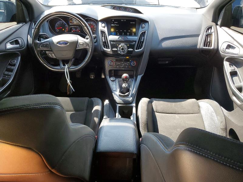 2017 Ford Focus VIN WF0DP3TH3H4119453 COPART salvage auction — MINOR DENT/SCRATCHES, In - Certificate Of Title, sold $14,800 on 2026-08-13 (photo 8)