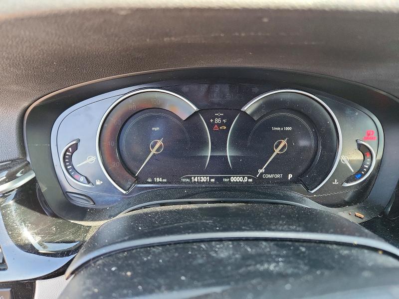 2018 BMW 5 series VIN WBAJE5C58JG918045 COPART salvage auction — MINOR DENT/SCRATCHES, MD - CERTIFICATE OF TITLE, sold $2,600 on 2026-07-28 (photo 9)