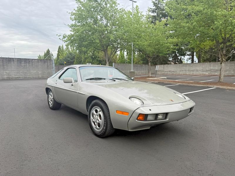 1982 Porsche 928 VIN WP0JA092XCS820309 COPART salvage auction — MINOR DENT/SCRATCHES, Wa - Vehicle Cert Of Ownership-Titl (P), sold $7,800 on 2026-07-29 (photo 1)