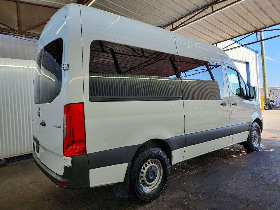 2024 Mercedes-benz Sprinter VIN W1Z4KFHY0RP713310 COPART salvage auction — ROOF, Fl - Certificate Of Title, sold $31,250 on 2026-07-08 (photo 3)