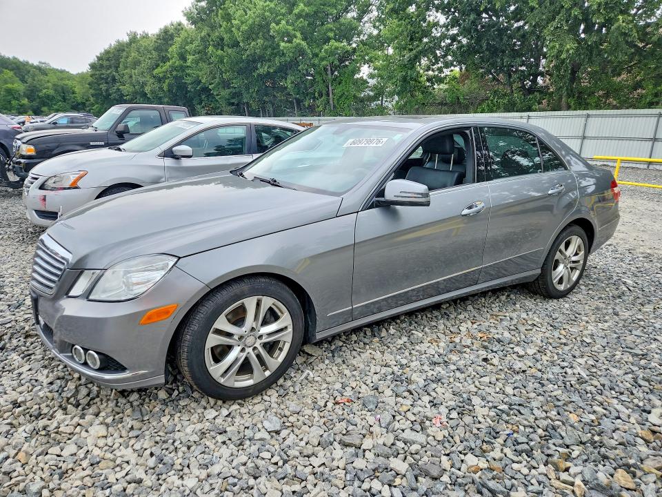 2011 Mercedes-benz E-class VIN WDDHF8HB5BA365136 COPART salvage auction — REAR END, MA - CERT OF TITLE-RECONSTRCTD COLL, sold $600 on 2026-08-13 (photo 1)