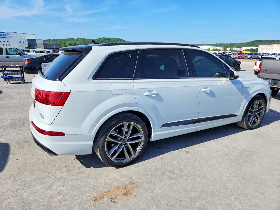 2017 Audi Q7 VIN WA1VAAF79HD022980 COPART salvage auction — MECHANICAL, Ok - Certificate Of Title, sold $8,200 on 2026-07-15 (photo 3)