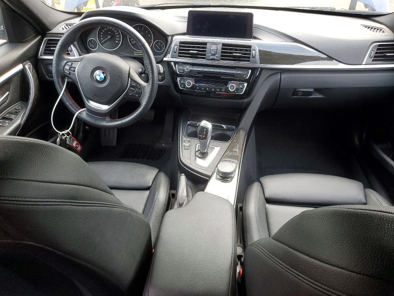 2018 BMW 3 series VIN WBA8D9C51JEM31399 COPART salvage auction — WATER/FLOOD, ON - PERMIT NO BRAND - UNFIT, sold $3,600 on 2026-08-04 (photo 9)