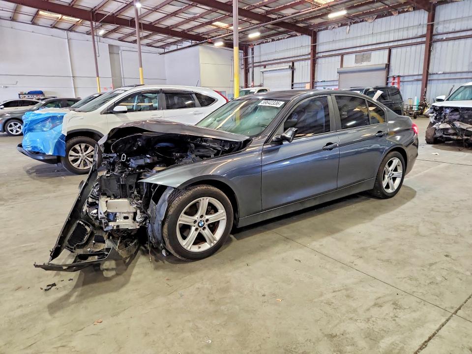 2014 BMW 3er VIN WBA3A5C55EJ464642 COPART salvage auction — FRONT END, Az - Cert Of Title - Salvage, sold $725 on 2026-07-29 (photo 1)