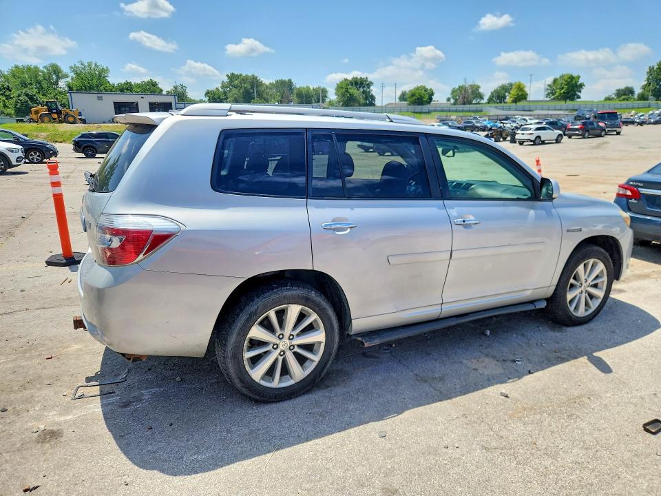 2008 Toyota Highlander VIN JTEEW44A482001887 COPART salvage auction — MINOR DENT/SCRATCHES, Mo - Certificate Of Title, sold $1,150 on 2026-07-21 (photo 3)