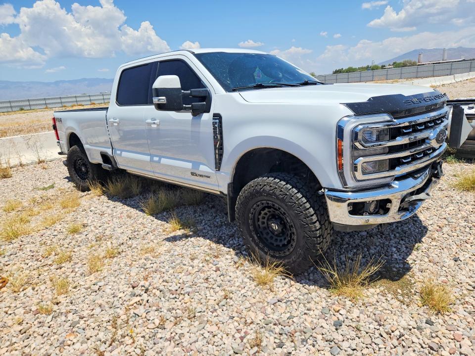 2023 Ford F250 VIN 1FT8W2BT9PEC89333 COPART salvage auction — FRONT END, Az - Cert Of Title - Salvage, sold $29,250 on 2026-07-31 (photo 4)