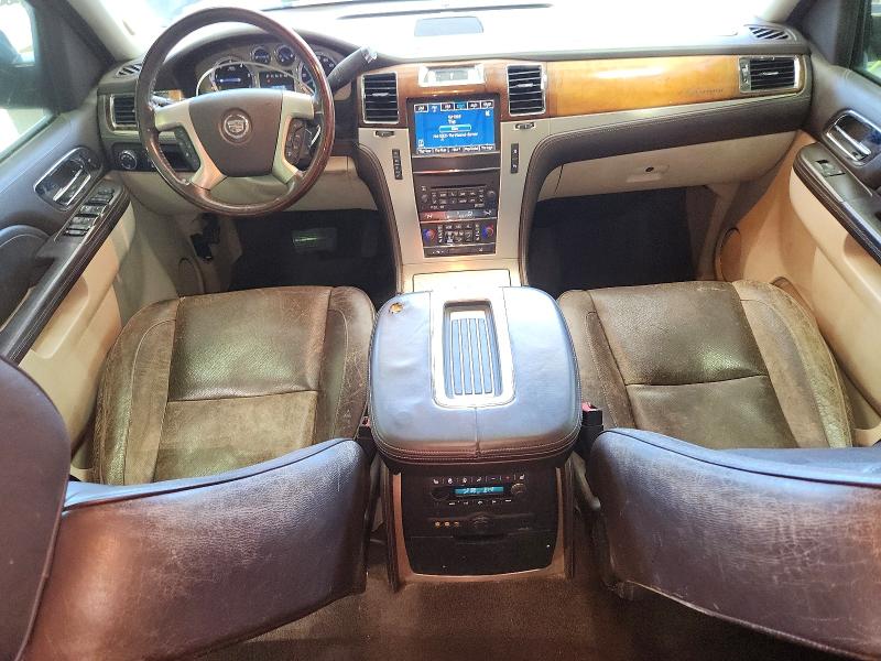 2011 Cadillac Escalade VIN 1GYS4KEF6BR155814 COPART salvage auction — MECHANICAL, Mn - Non Public Clean Title, sold $775 on 2026-07-23 (photo 8)