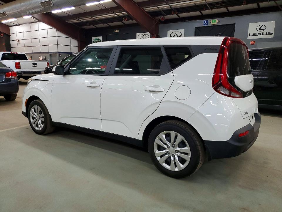 2022 Kia Soul VIN KNDJ23AU2N7805840 COPART salvage auction — FRONT END, VA - CERTIFICATE OF TITLE (P), sold $5,900 on 2026-07-31 (photo 2)