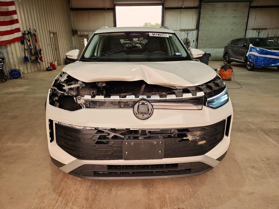 2026 Volkswagen Tiguan VIN 3VVER7RM7TM038421 COPART salvage auction — FRONT END, TX - CERTIFICATE OF TITLE, sold $12,600 on 2026-07-27 (photo 5)