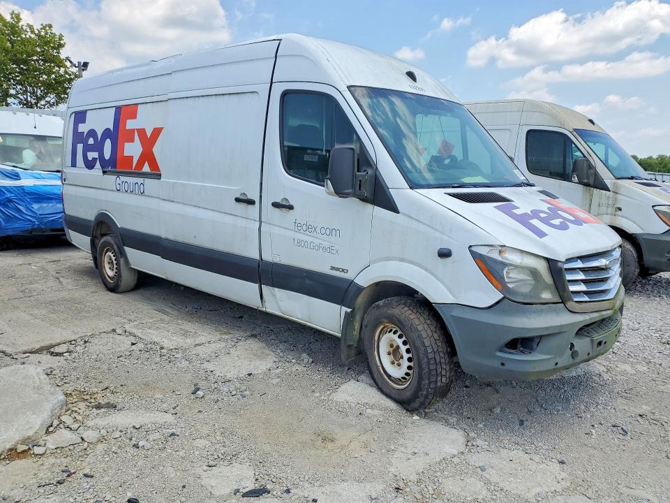 2014 Freightliner Sprinter 2500 VIN WDYPE8DC0E5929073 COPART salvage auction — MECHANICAL, KY - CERTIFICATE OF TITLE, sold $125 on 2026-08-10 (photo 4)