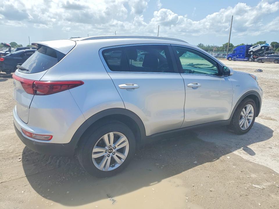 2018 Kia Sportage VIN KNDPMCAC5J7446196 COPART salvage auction — MINOR DENT/SCRATCHES, Fl - Certificate Of Title, sold $3,000 on 2026-07-28 (photo 3)