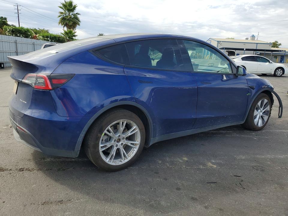 2020 Tesla Model y VIN 5YJYGDEE9LF036446 COPART salvage auction — FRONT END, CA - SALVAGE CERTIFICATE, sold $6,500 on 2026-07-21 (photo 3)