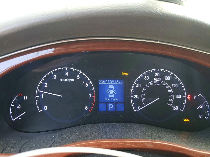 2013 Hyundai Genesis VIN KMHGC4DD5DU246515 COPART salvage auction — REAR END, Fl - Cert Of Title Slvg Rebuildable, sold $375 on 2026-07-21 (photo 9)