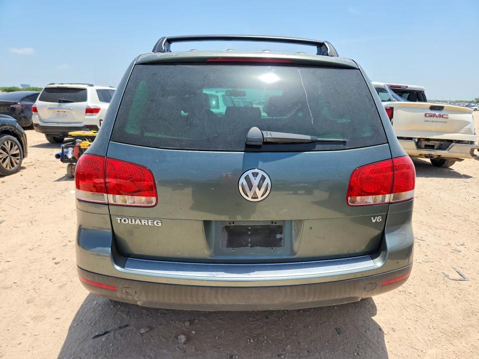 2005 Volkswagen Touareg VIN WVGZG77L65D021507 COPART salvage auction — MINOR DENT/SCRATCHES, Nm - Certificate Of Title, sold $400 on 2026-08-03 (photo 6)
