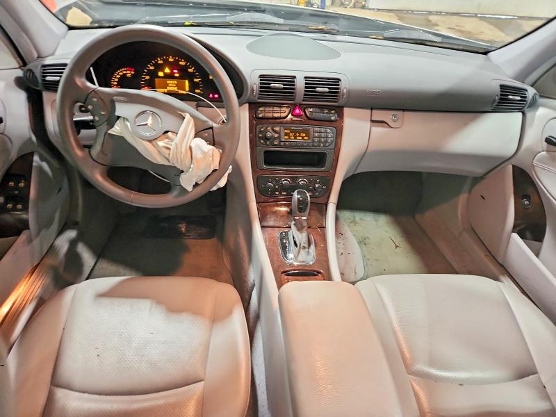2003 Mercedes-benz C-klasse VIN WDBRH81J83F372062 COPART salvage auction — FRONT END, Ak - Bill Of Sale- Salvage, sold $25 on 2026-08-11 (photo 8)