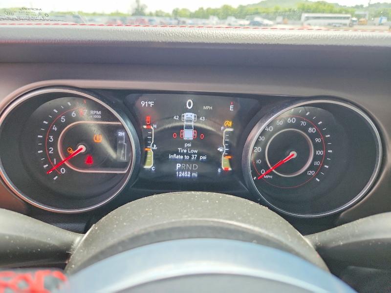 2020 Jeep Gladiator VIN 1C6JJTBG5LL216336 COPART salvage auction — MINOR DENT/SCRATCHES, Tn - Salvage Cert-Water Damage (P), sold $17,000 on 2026-07-27 (photo 9)