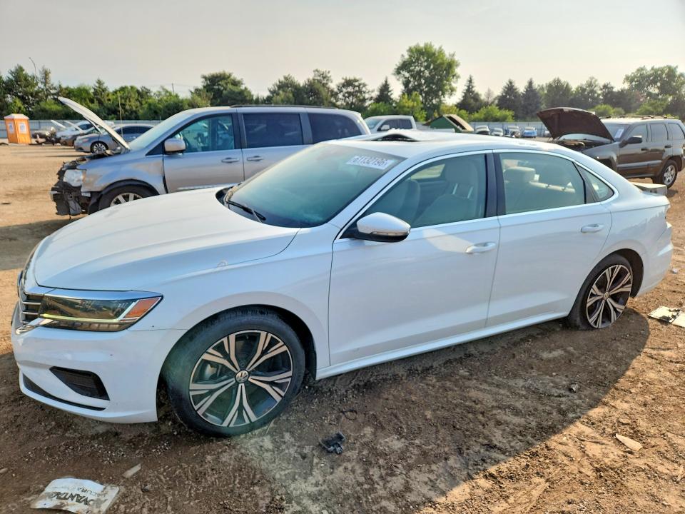 2021 Volkswagen Passat VIN 1VWSA7A33MC003029 COPART salvage auction — REAR END, Il - Salvage Certificate, sold $3,950 on 2026-08-25 (photo 1)