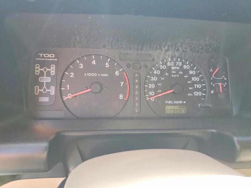 2001 Isuzu Trooper VIN JACDJ58X917J13210 COPART salvage auction — REAR END, Fl - Cert Of Title Slvg Rebuildable, sold $10 on 2026-07-31 (photo 9)