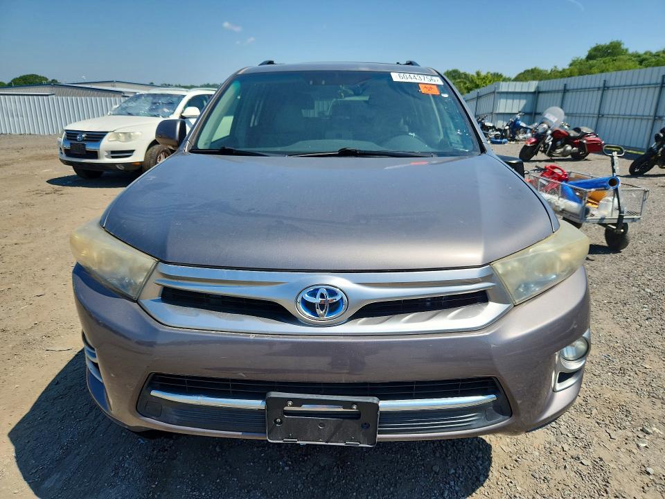 2011 Toyota Highlander hybrid VIN JTEDC3EH9B2002891 COPART salvage auction — FRONT END, Ct - Certificate Of Title (P), sold $125 on 2026-07-29 (photo 5)