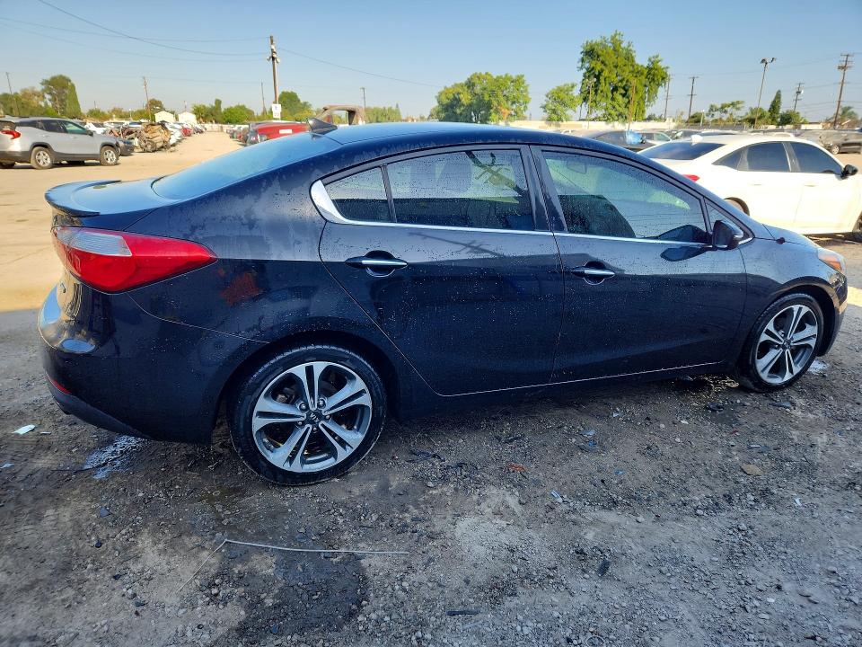 2016 Kia Forte VIN KNAFX4A80G5523479 COPART salvage auction — NORMAL WEAR, Ca - Dis/Dlr/Exp Only Clean Title, sold $650 on 2026-07-27 (photo 3)