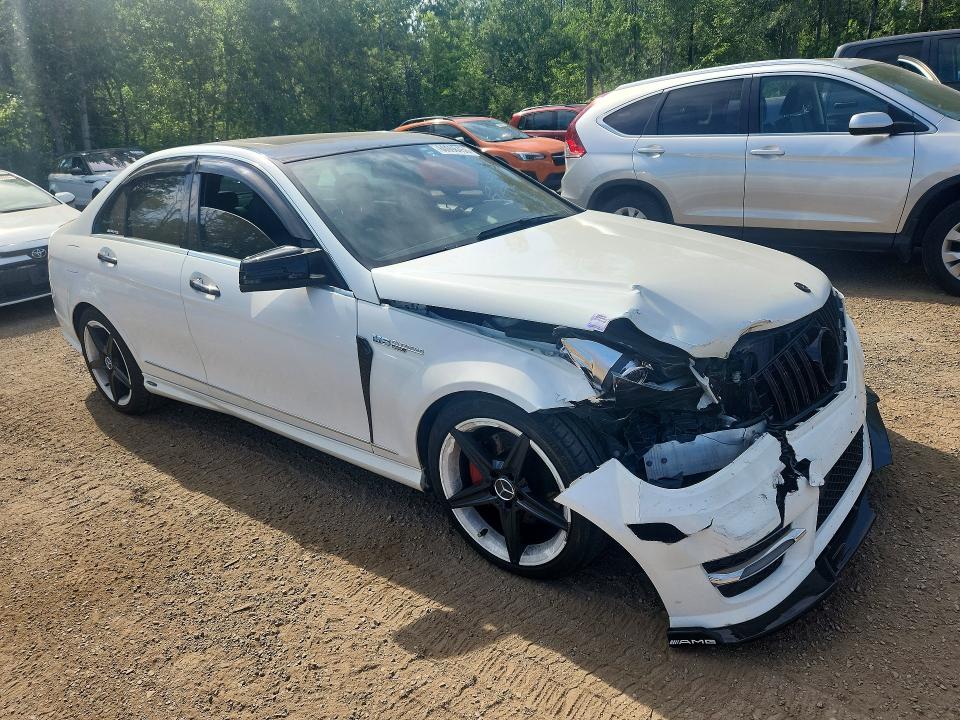 2014 Mercedes-benz 300 VIN WDDGF8AB1EG206606 COPART salvage auction — FRONT END, On - Permit No Brand - Unfit, sold $1,650 on 2026-08-06 (photo 4)