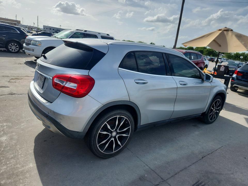 2017 Mercedes-benz Gla-klasse VIN WDCTG4EB2HJ339305 COPART salvage auction — NORMAL WEAR, Tx - Certificate Of Title, sold $4,400 on 2026-07-28 (photo 3)