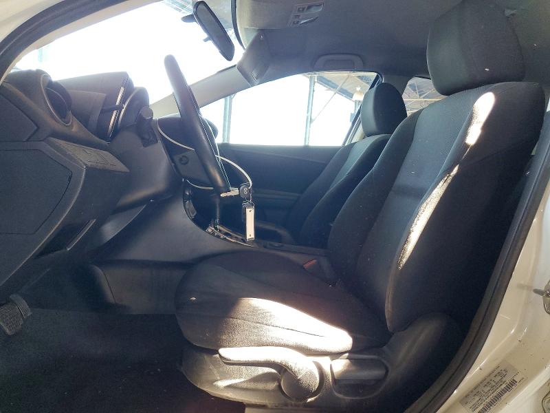 2011 Mazda 3 VIN JM1BL1UG6B1422140 COPART salvage auction — NORMAL WEAR, Az - Certificate Of Title (P), sold $1,200 on 2026-08-01 (photo 7)